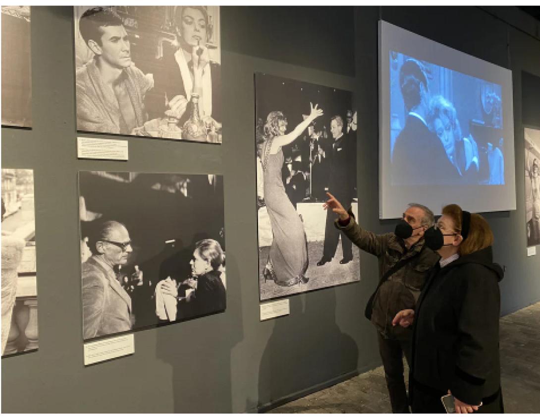 μενδωνη εκθεση