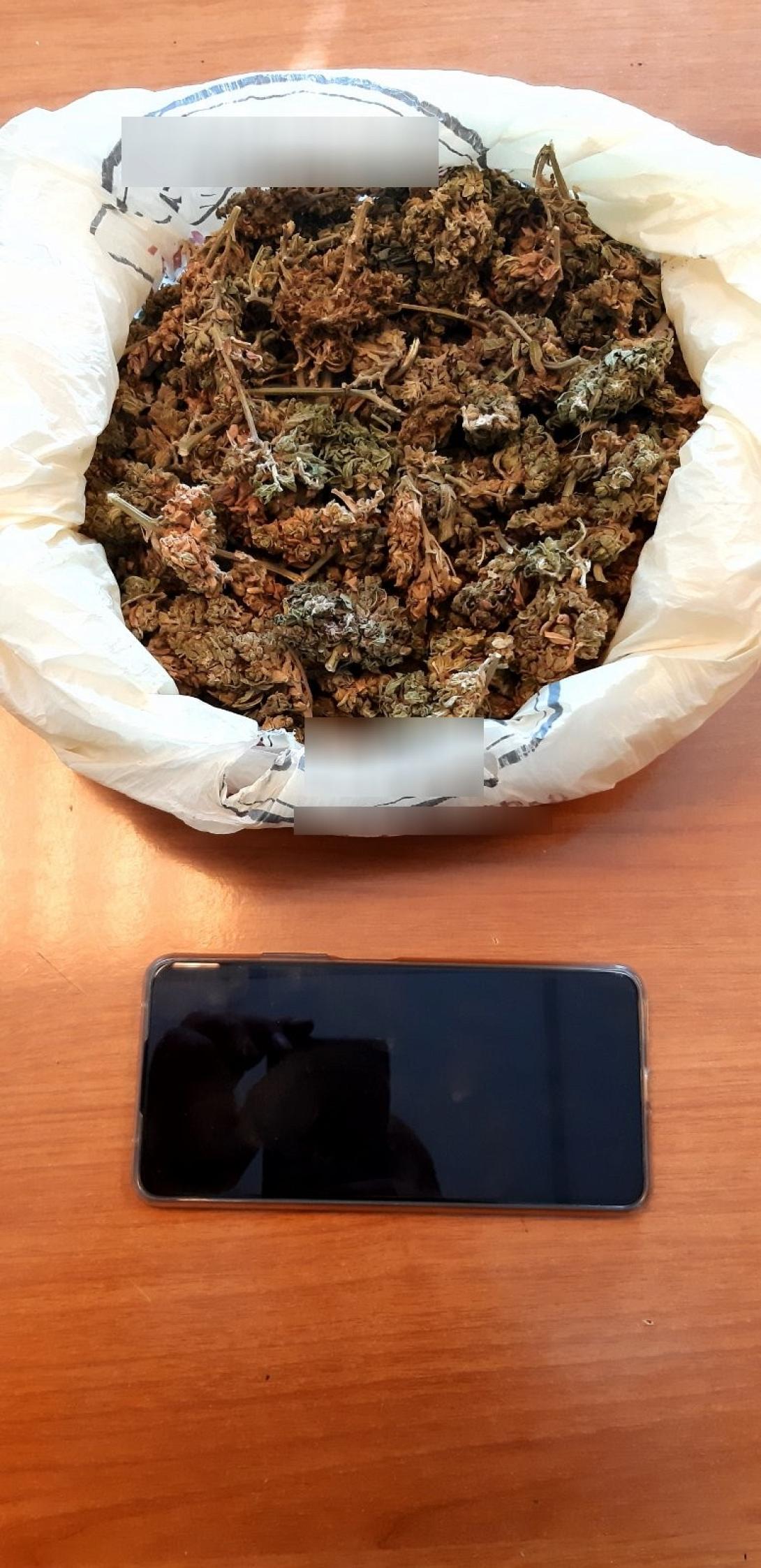 Τα ναρκωτικά που εντόπισε η αστυνομία.