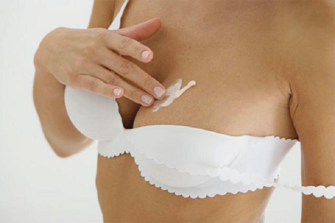 Ραγάδες στο στήθος