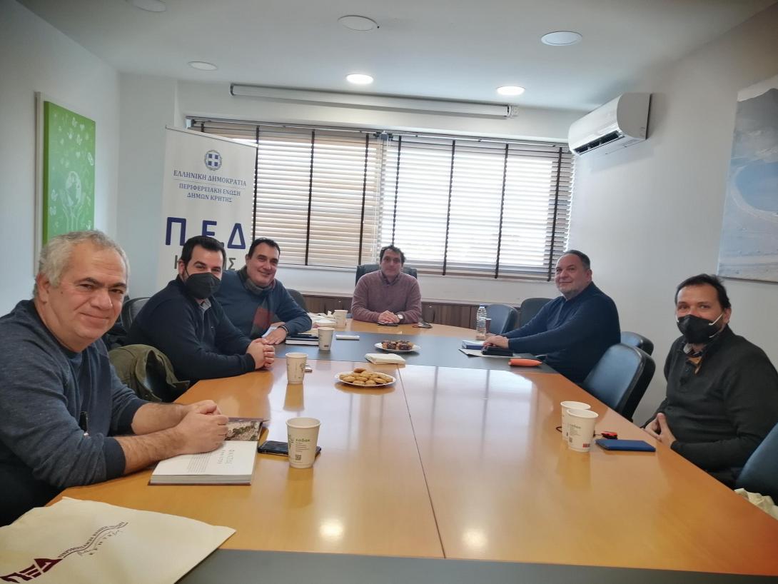 τεε τακ πεδ