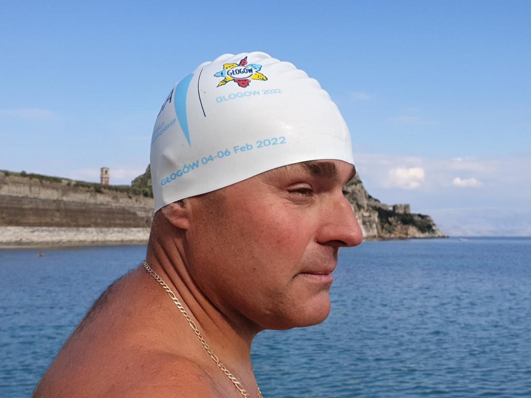 χάρης θεοδόσης