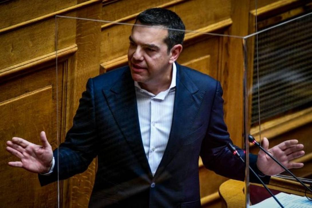 Τσίπρας: “Η κυβέρνηση να σταματήσει να παριστάνει τον τροχονόμο των καρτέλ” 