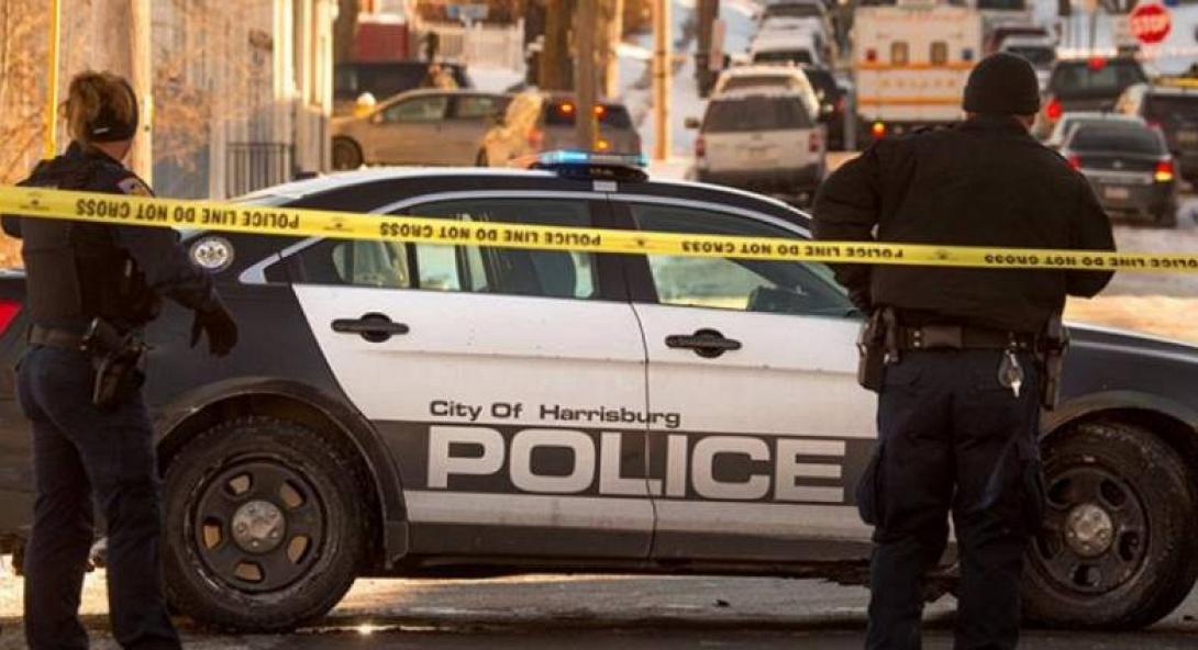 Ένοπλη επίθεση σε αστυνομικούς και μαθητές 