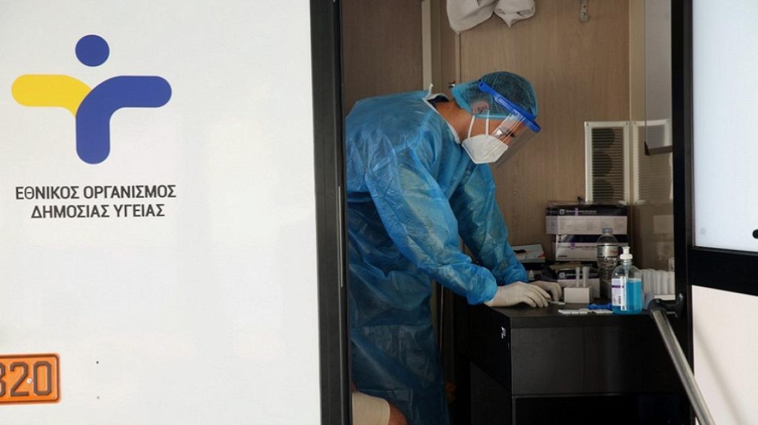κλιμάκια του ΕΟΔΥ πραγματοποιούν rapid test 