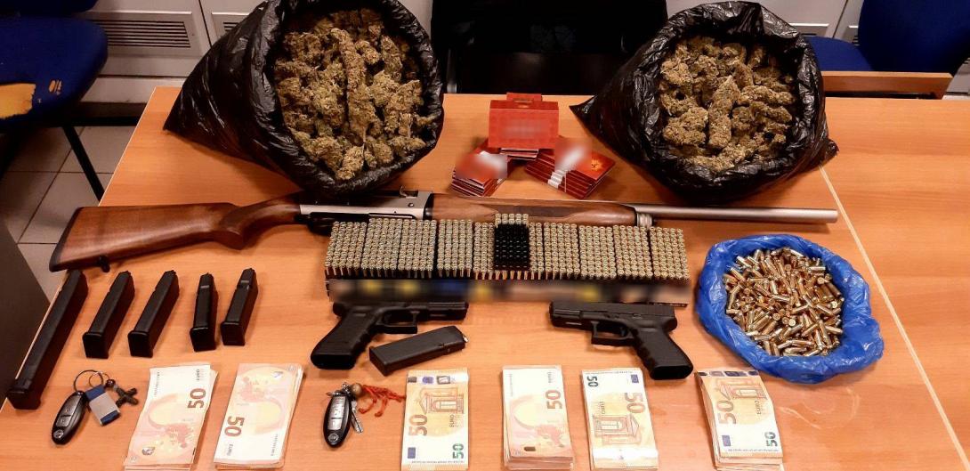 Όπλα, ναρκωτικά και συλλήψεις στη μεγάλη αστυνομική επιχείρηση σε Ζωνιανά και Ηράκλειο