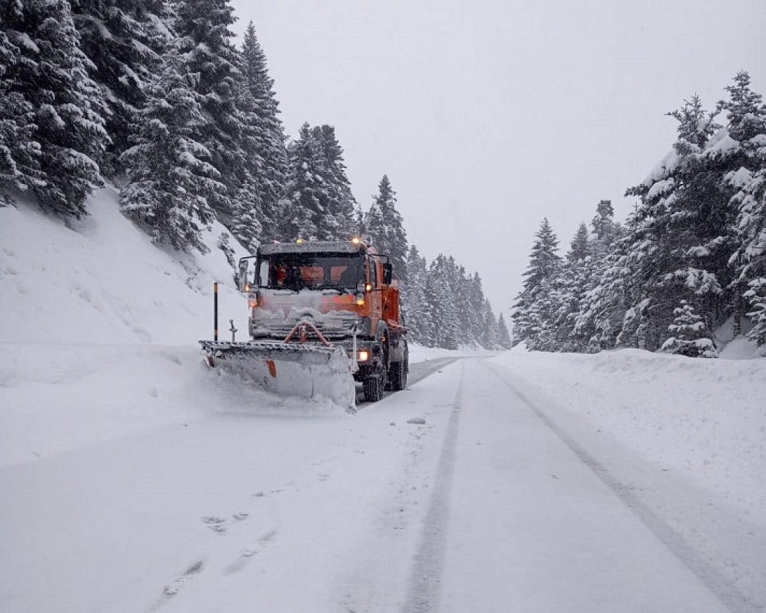 Επιχειρούν μηχανήματα στο Δήμο Μαλεβιζίου 