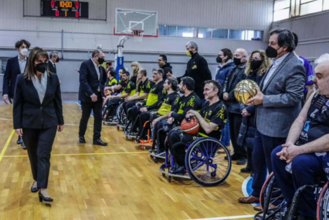 Καρερινα Σακκελαροπουλου