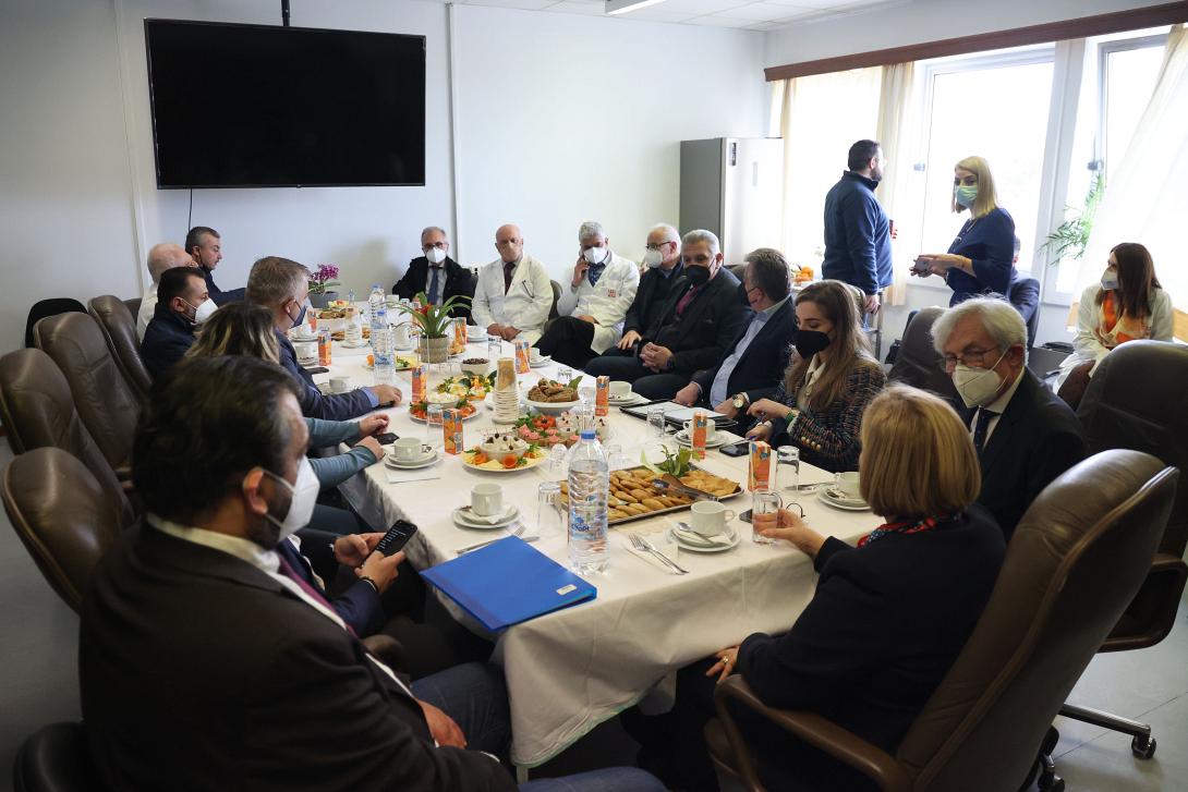 Η Μίνα Γκάγκα στο Ηράκλειο