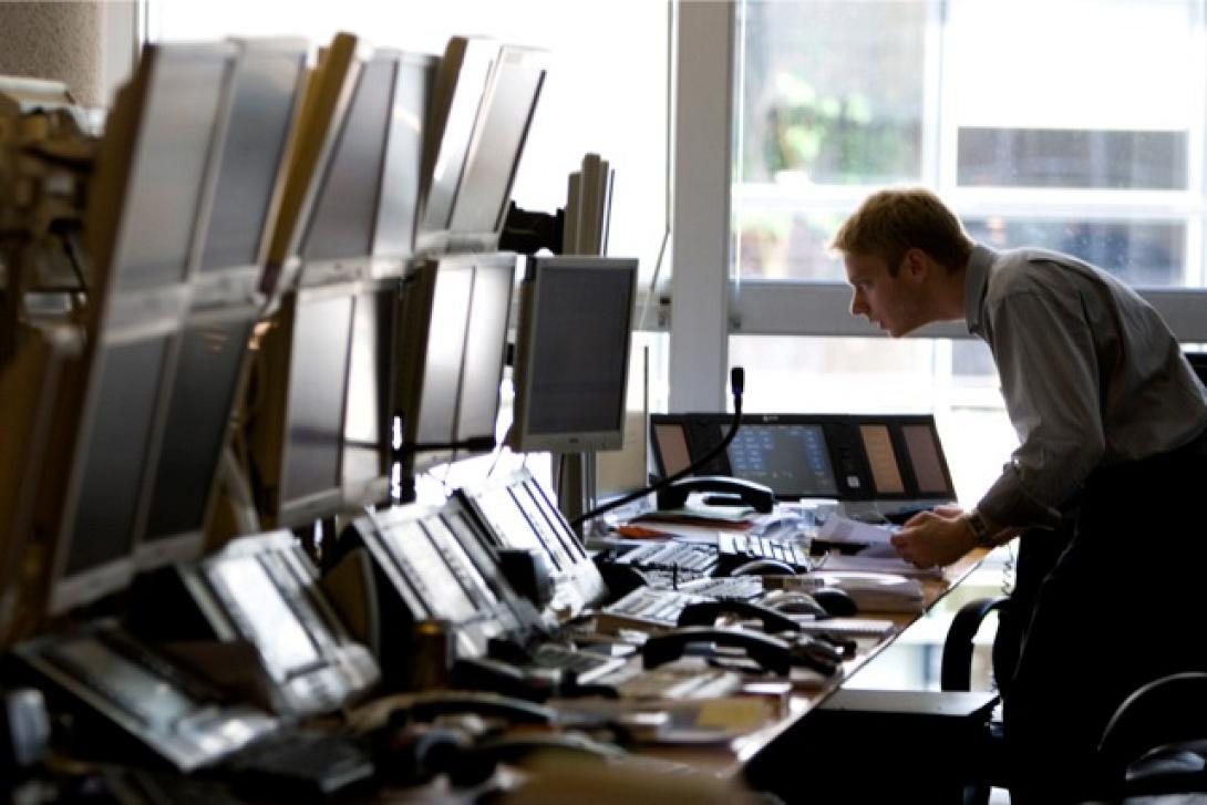 Επιστήμονες που εκτοπίστηκαν θα εργαστούν στο Εθνικό Κ΄νετρο Έρευνας 