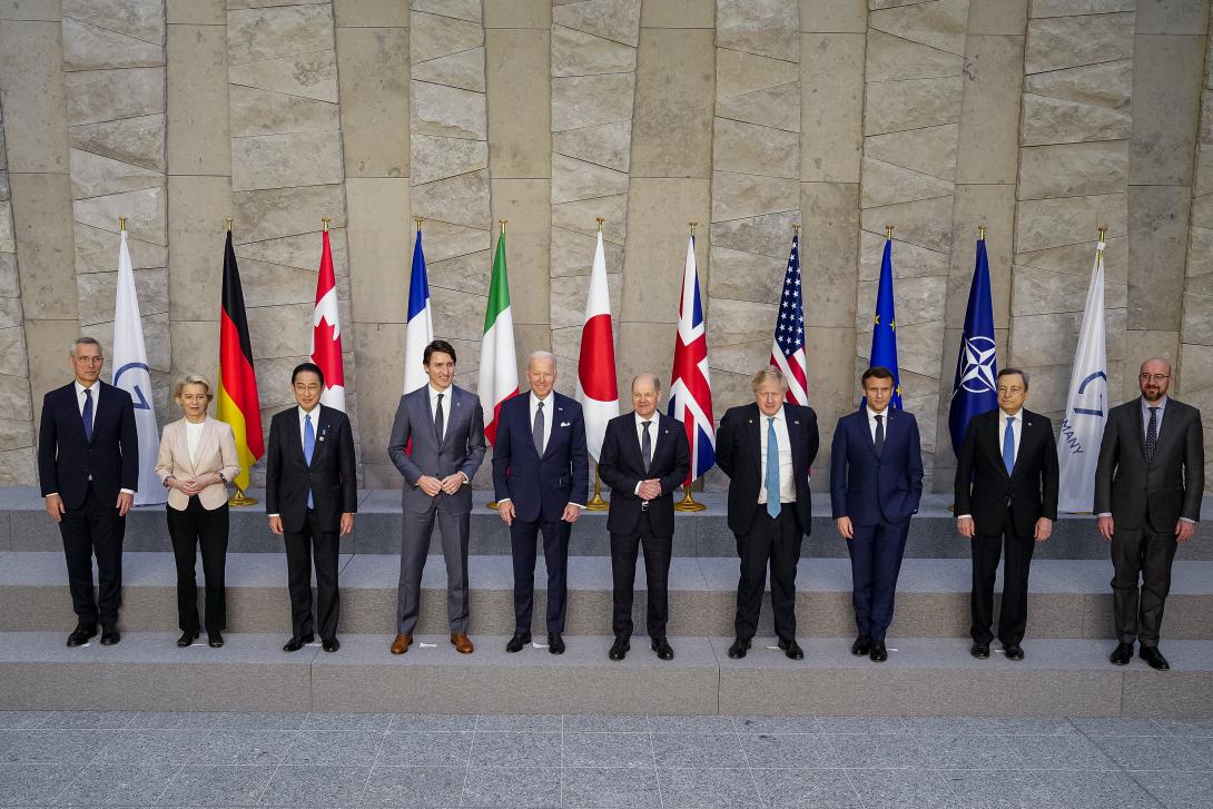 G7