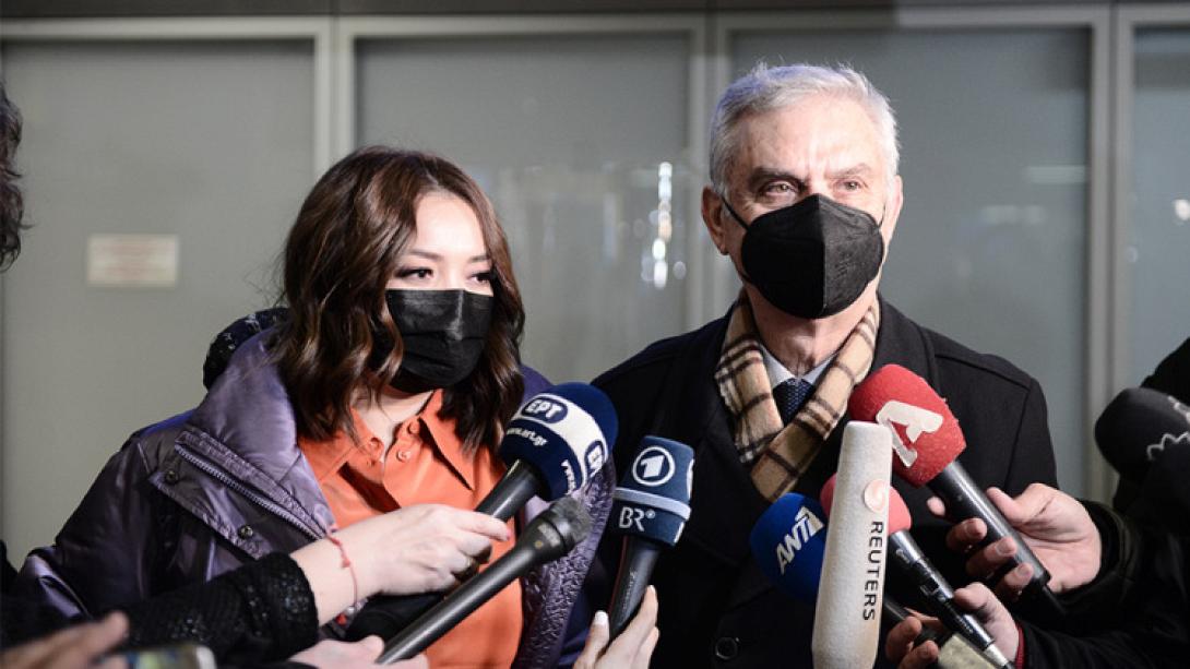 Έφτασε στην Ελλάδα ο Μανώλης Ανδρουλάκης 