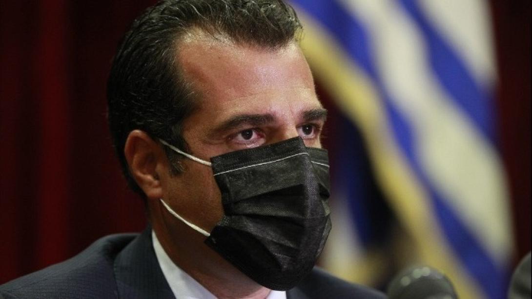 Κανονικό Πάσχα προέβλεψε ο υπουργός υγείας