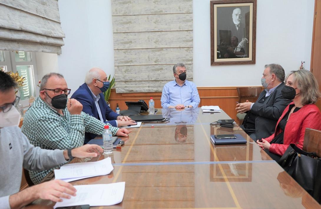 αρναουτάκης σύμβαση