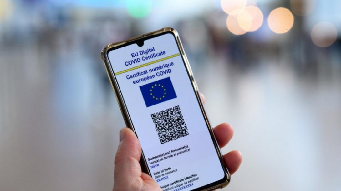 Τέλος τα πιστοποιητικά εμβολιασμού και νόσησης από την 1η Μαίου 