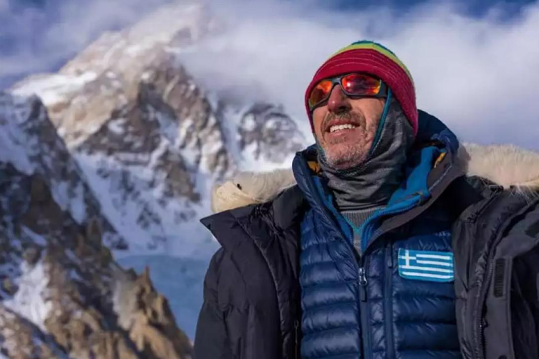 Αντώνης Σύκαρης