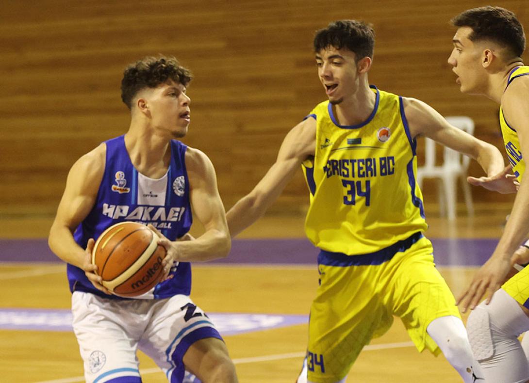 ΗΡΑΚΛΕΙΟ-ΠΕΡΙΣΤΕΡΙ ΕΦΗΒΟΙ