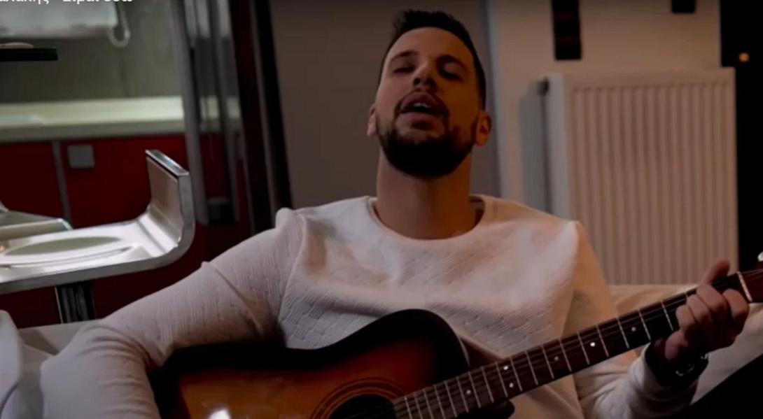 μάνος δασκαλάκης