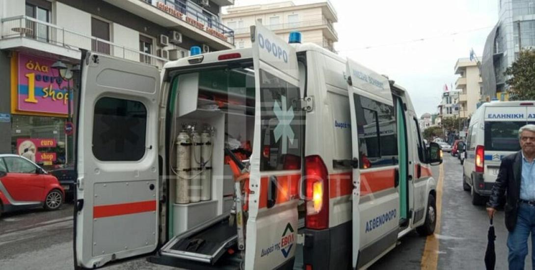 Αυτοκίνητο έπεσε πάνω σε ένα περίπτερο  