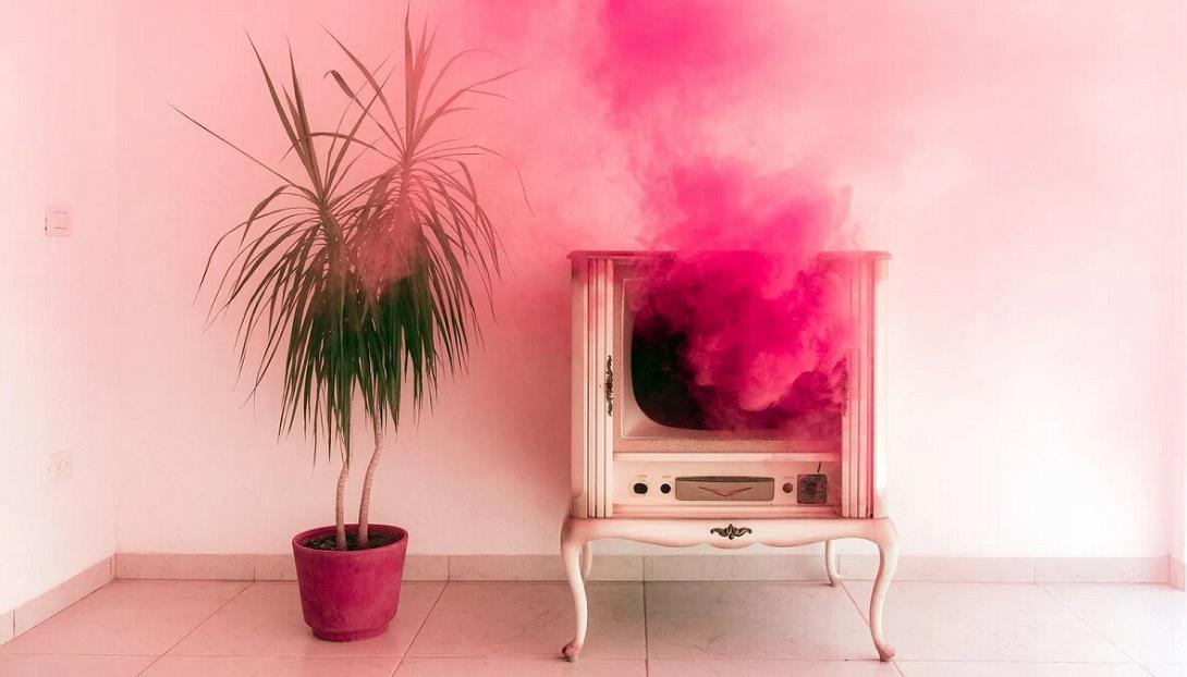 μυρωδιές - τηλεόραση