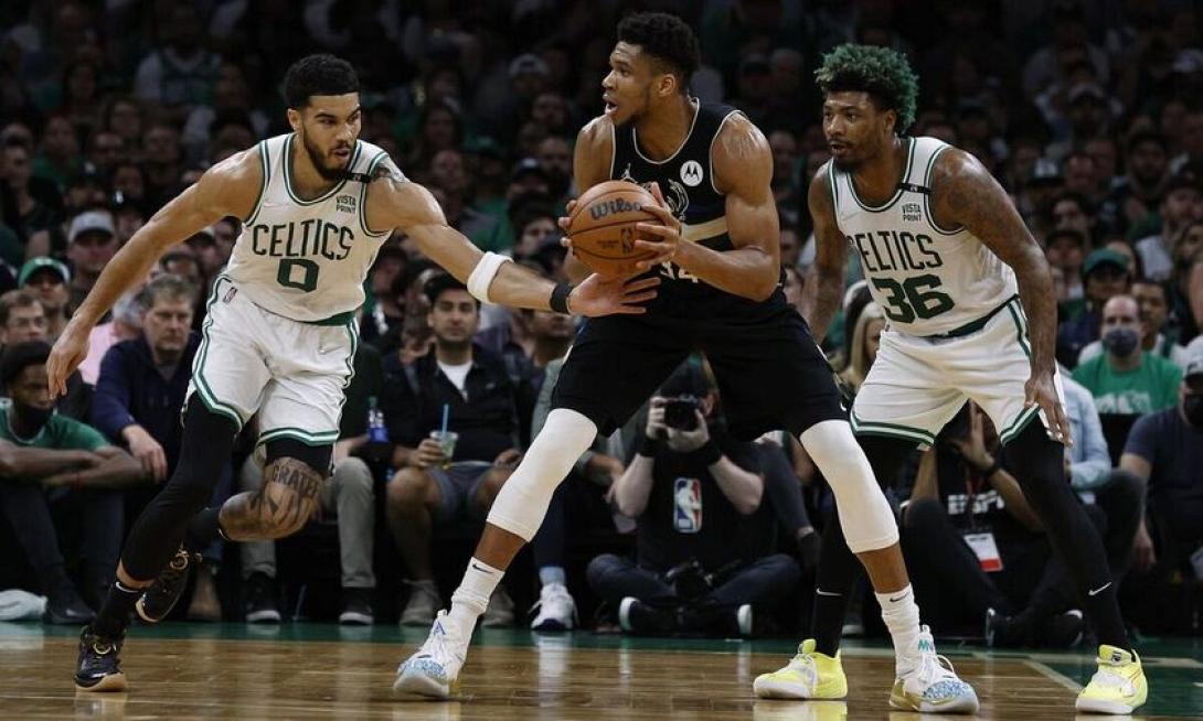 Αντετοκούνμπο