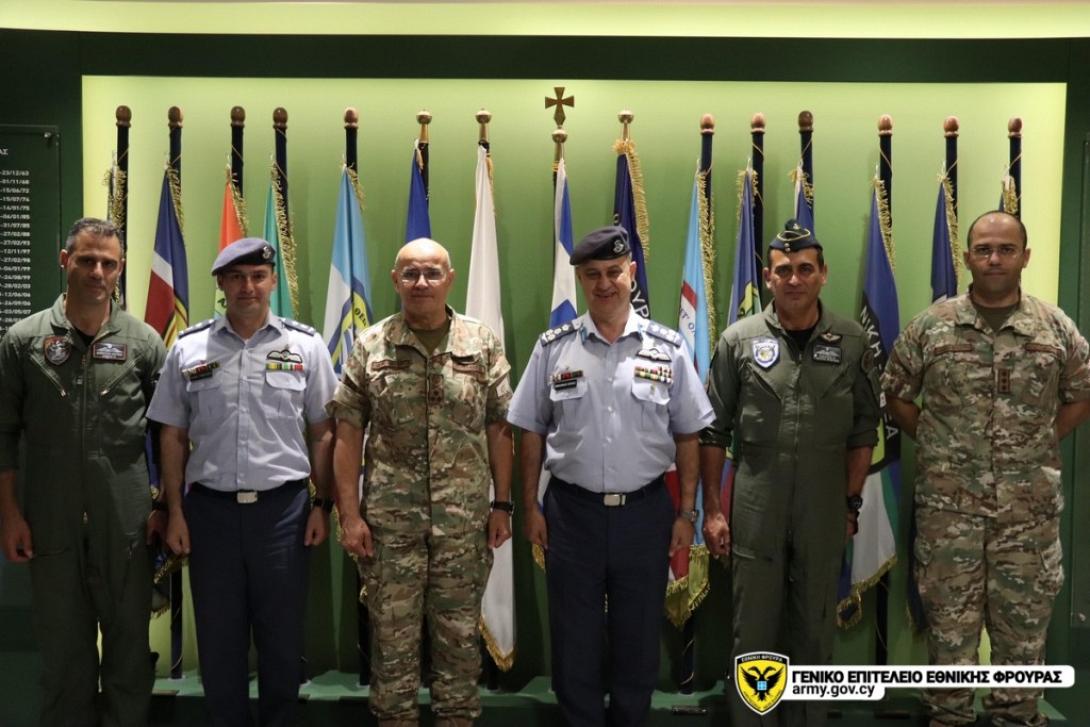 Συνάντηση Ζερβάκη με Αρχηγό της Βασιλικής Αεροπορίας της Ιορδανίας