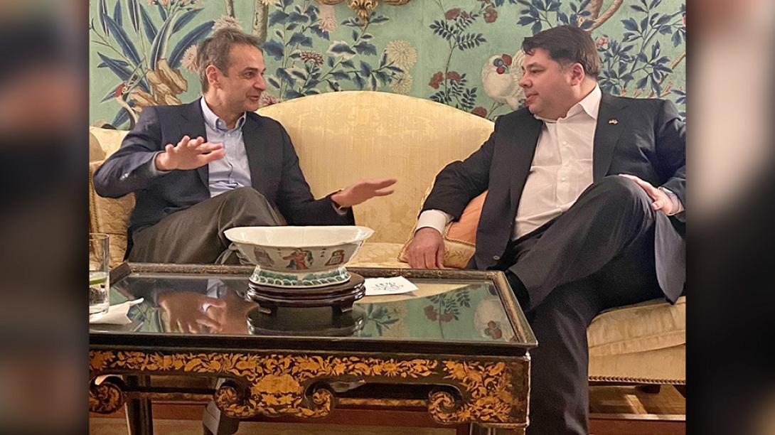 Μητσοτάκης - Τσούνης