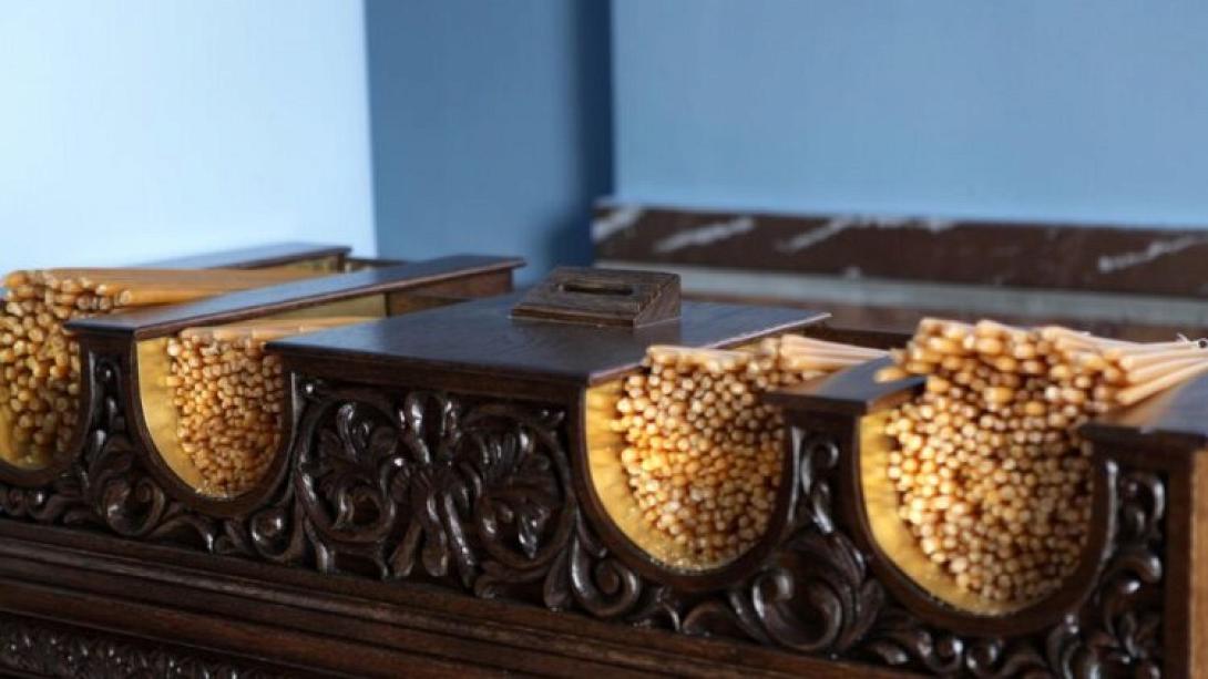 Ιερόσυλος άρπαξε ζεστά μετρητά ύψους 6.300 ευρώ από εκκλησία 