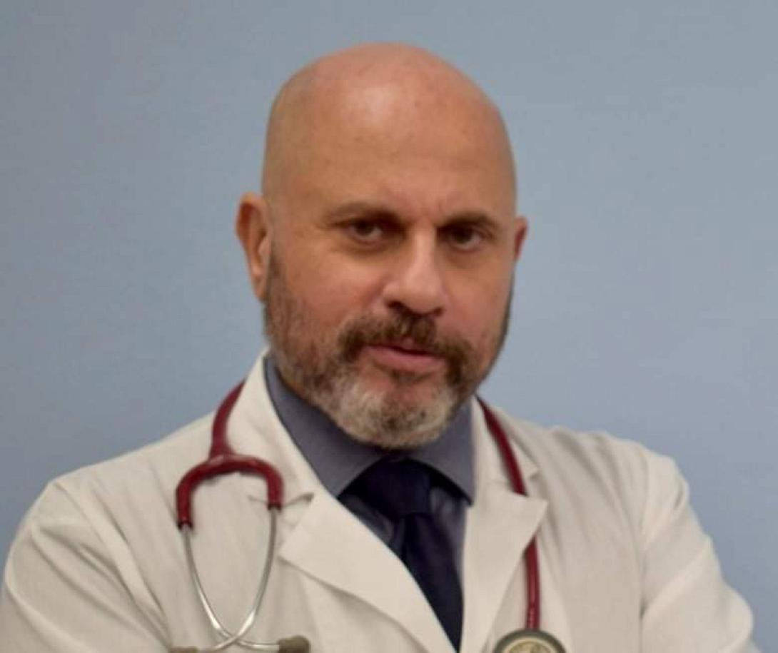 Δημήτρης Κουβέλας, πνοή δημοκρατιας, καθηγητης απθ, καθηγητης φαρμακολογιας, συνωμοσία 