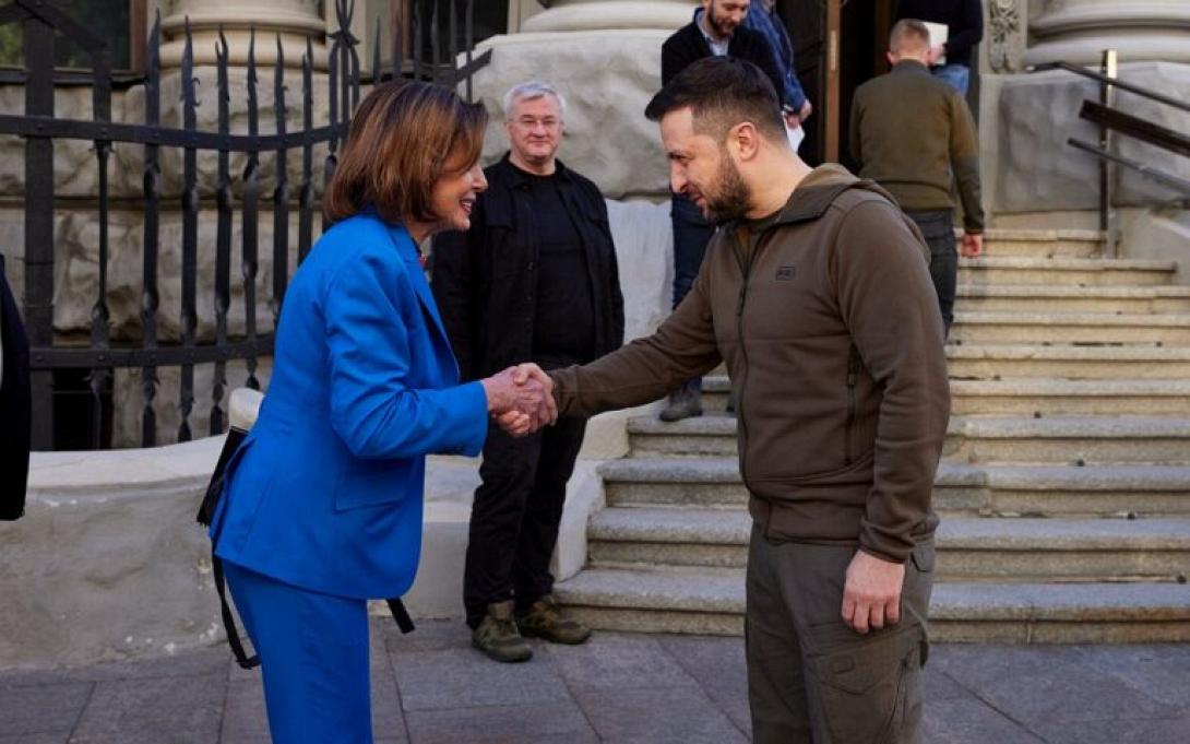 πελοζι ζελενσκι