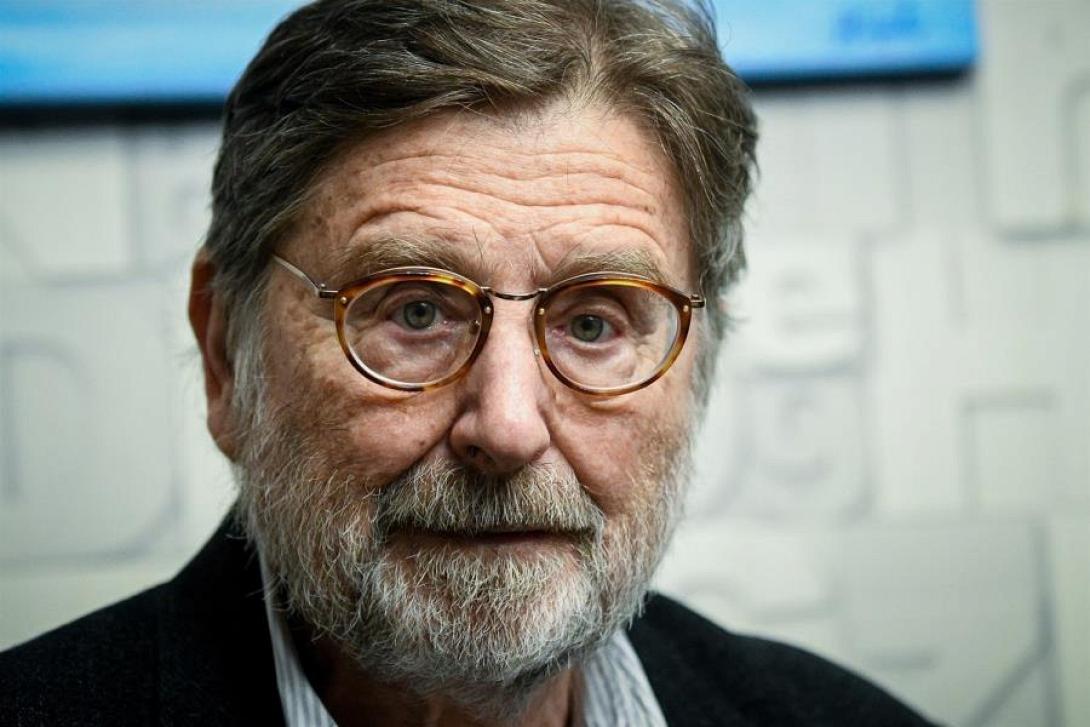 Νίκος Μουζέλης