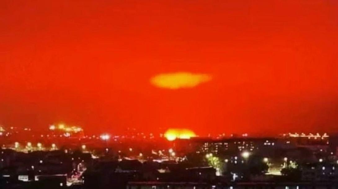 Σπάνιο φαινόμενο με κόκκινο ουρανό 
