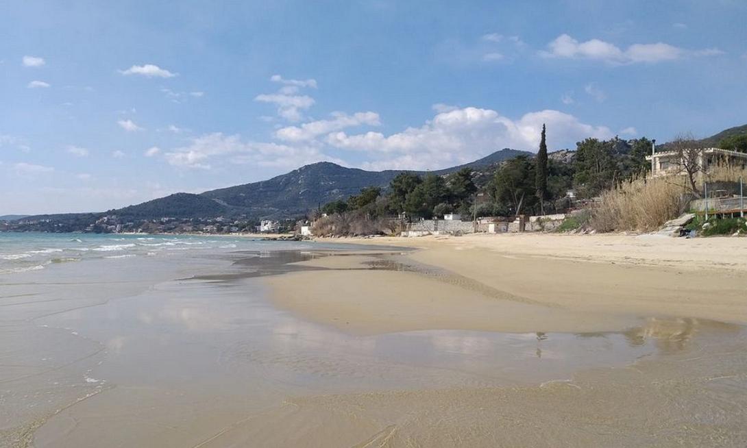 Γάλλος υπήκοος κολύμπησε από τον Πωμό μέχρι την Λάρνακα 