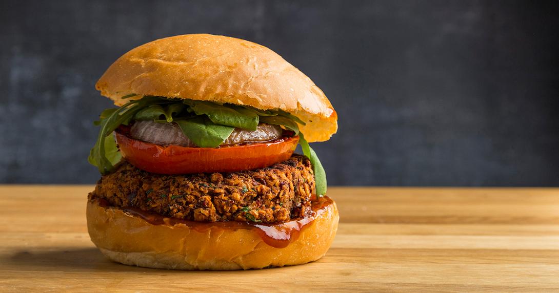 Διατροφολόγος αποκαλύπτει τις τροφές που προκαλούν κούραση και άγχος 