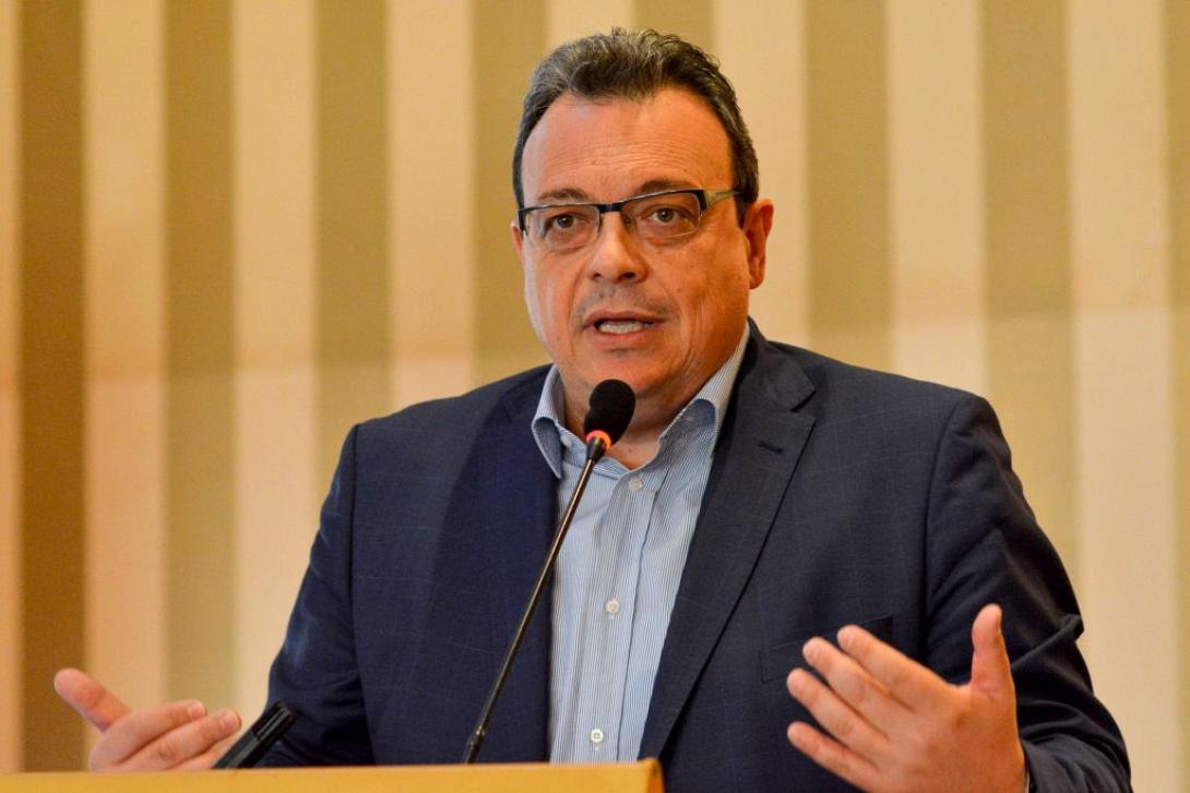 σωκράτης φάμελλος