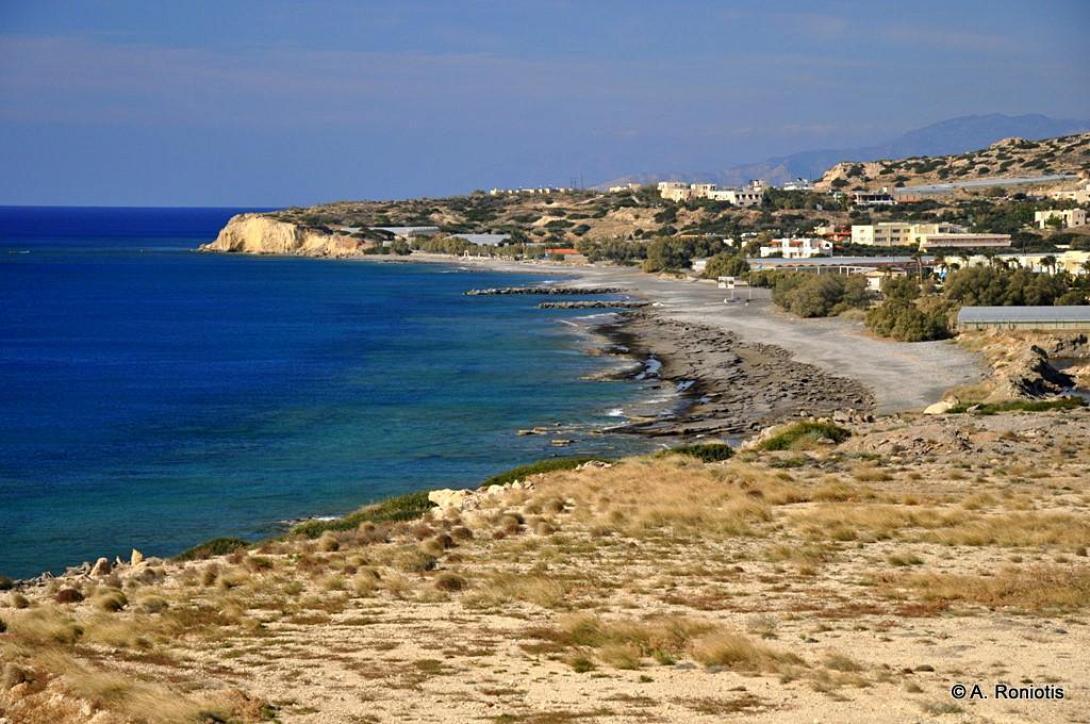 παραλία καθαράθες