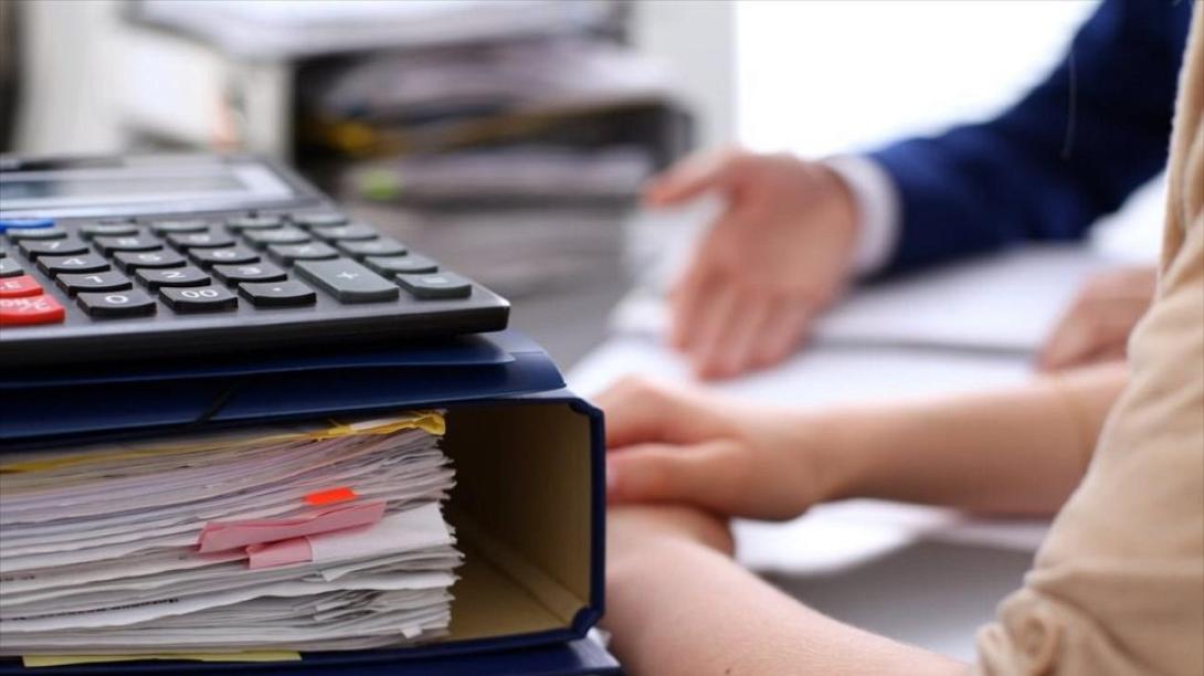 Αυξάνονται οι επιδοτήσεις στο πρόγραμμα Πρώτο Ένσημο 