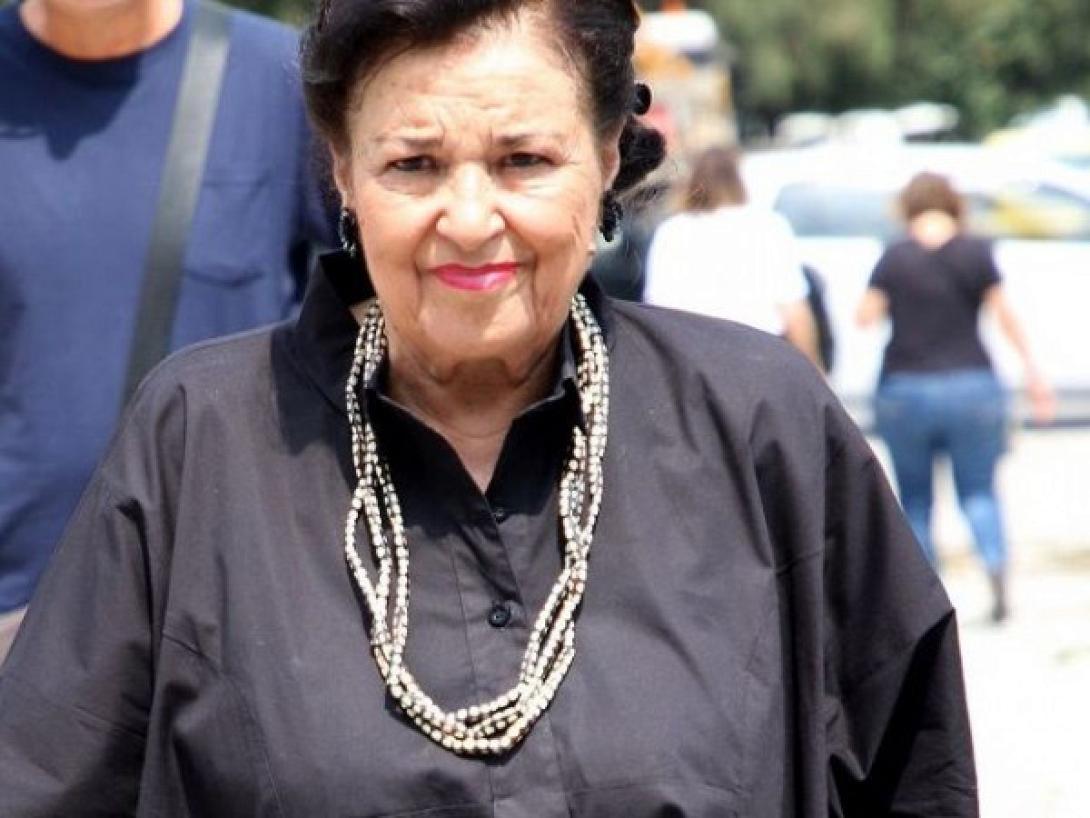 Μαρίνα Λαμπράκη - Πλάκα