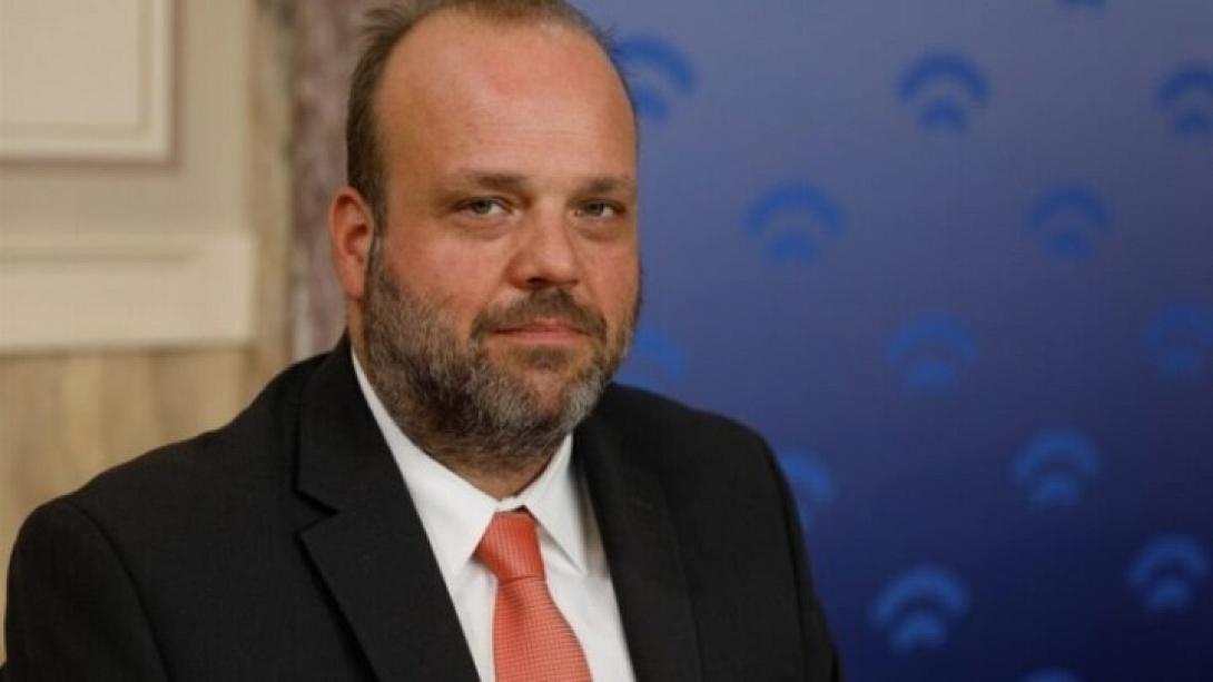 πρωτοψαλτησ δυπα