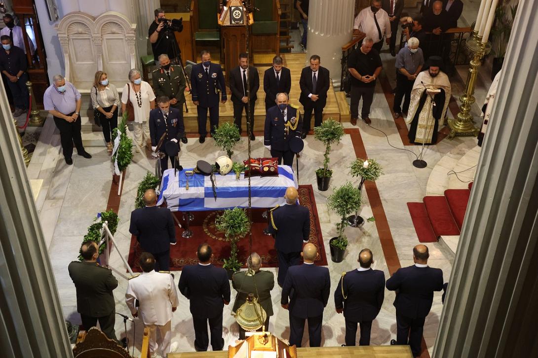 κηδεία δημήτρη αποστολάκη