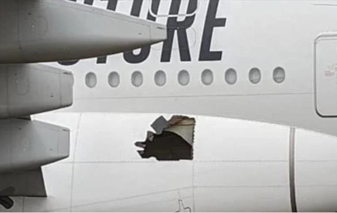 αεροσκαφος τρυπα