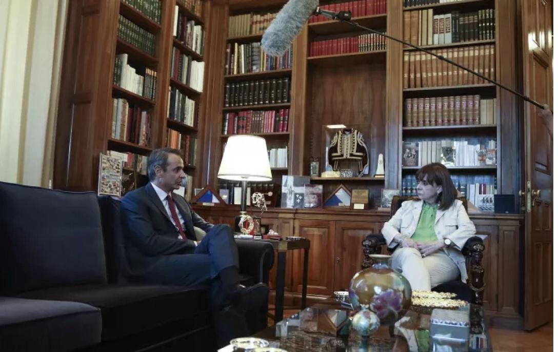 μητσοτακης σακελλαροπουλου