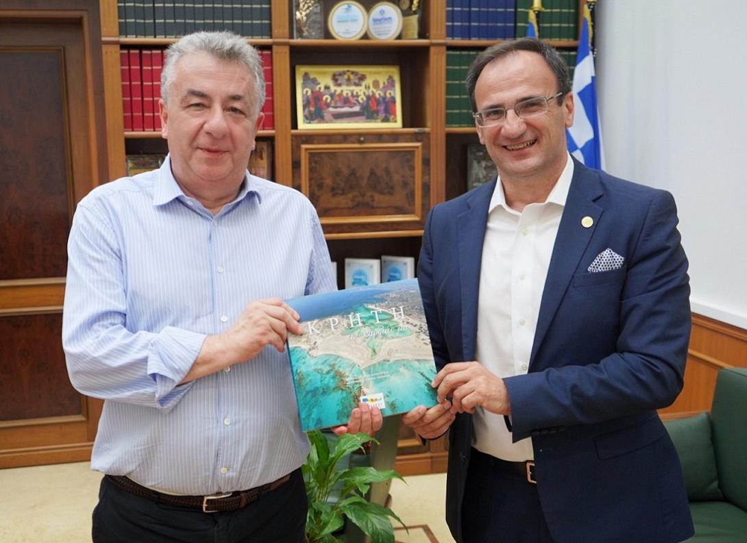 αρναουτάκης χρυσάφης