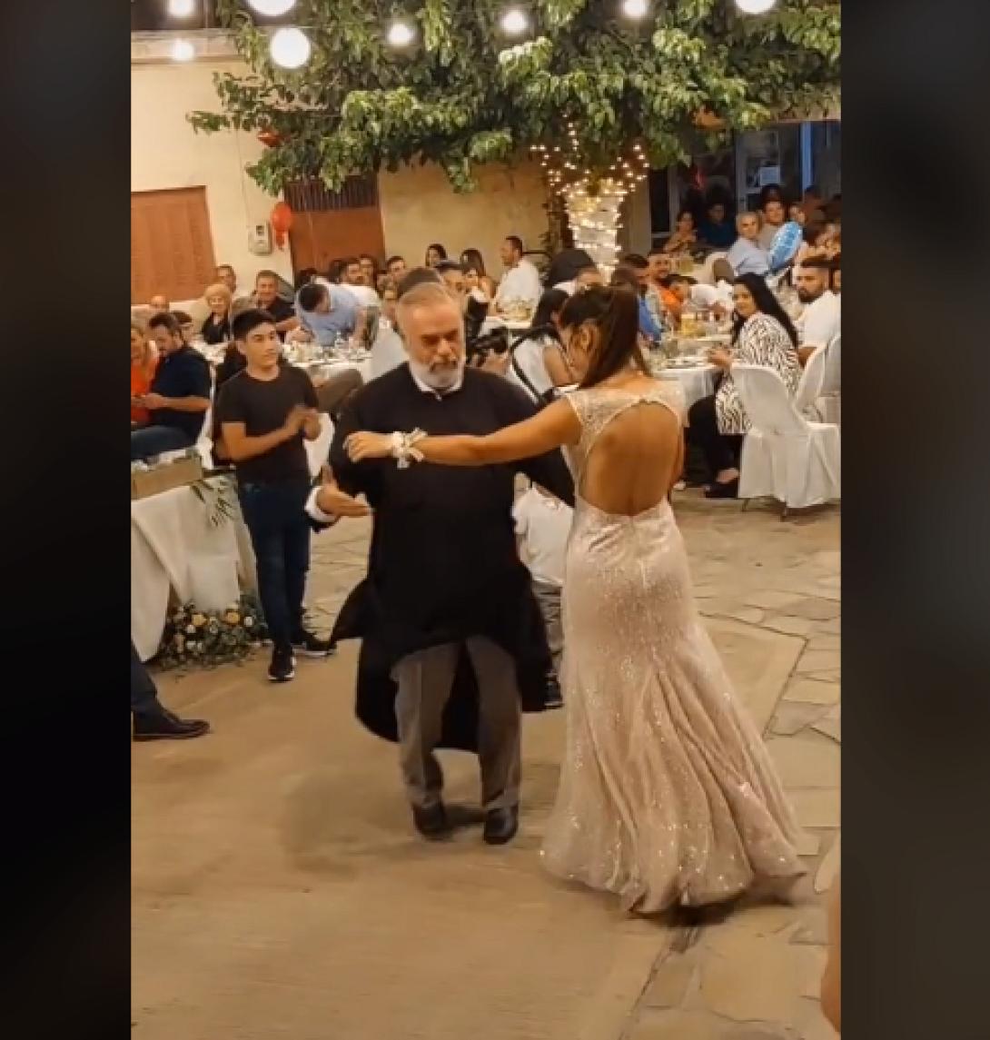 παπάς χορός