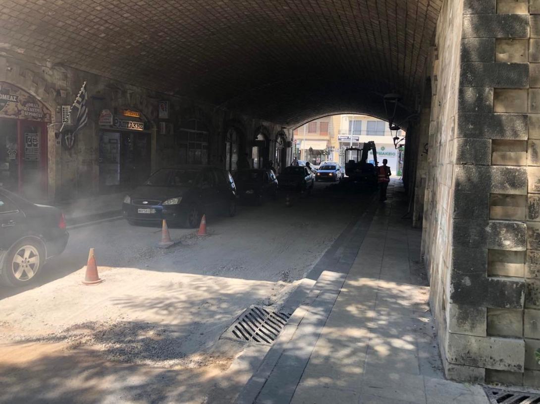 Τέλος οι κυβόλιθοι από της κεντρικές οδούς