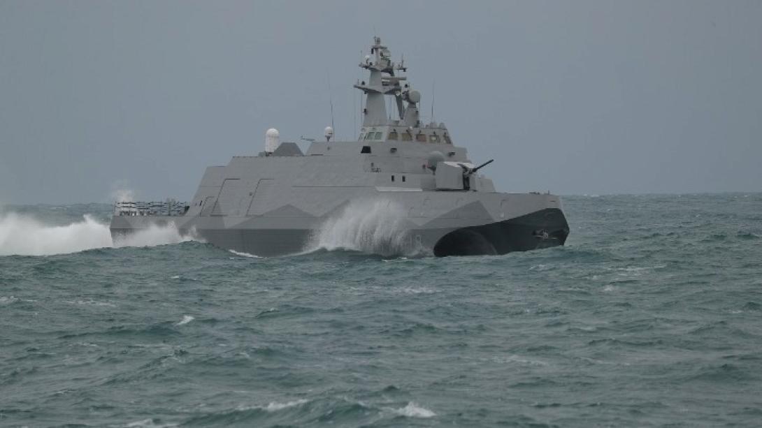 πολεμικά πλοία