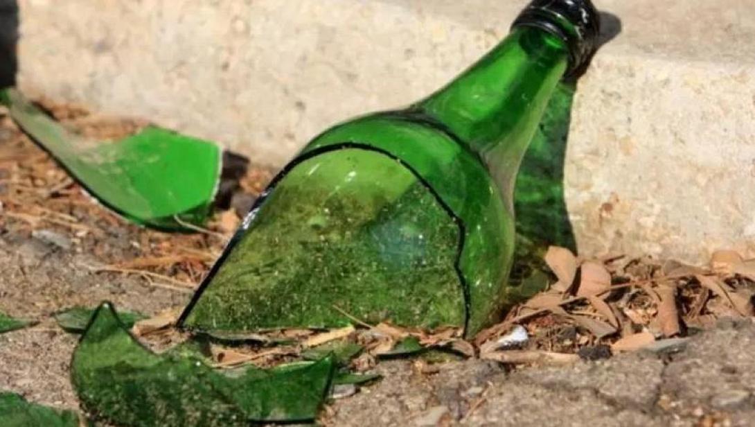 γυαλινο μπουκάλι