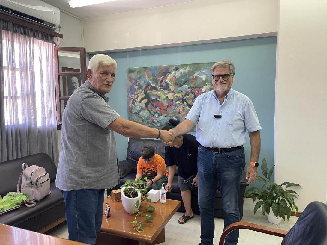 προεδρος χανσενικών