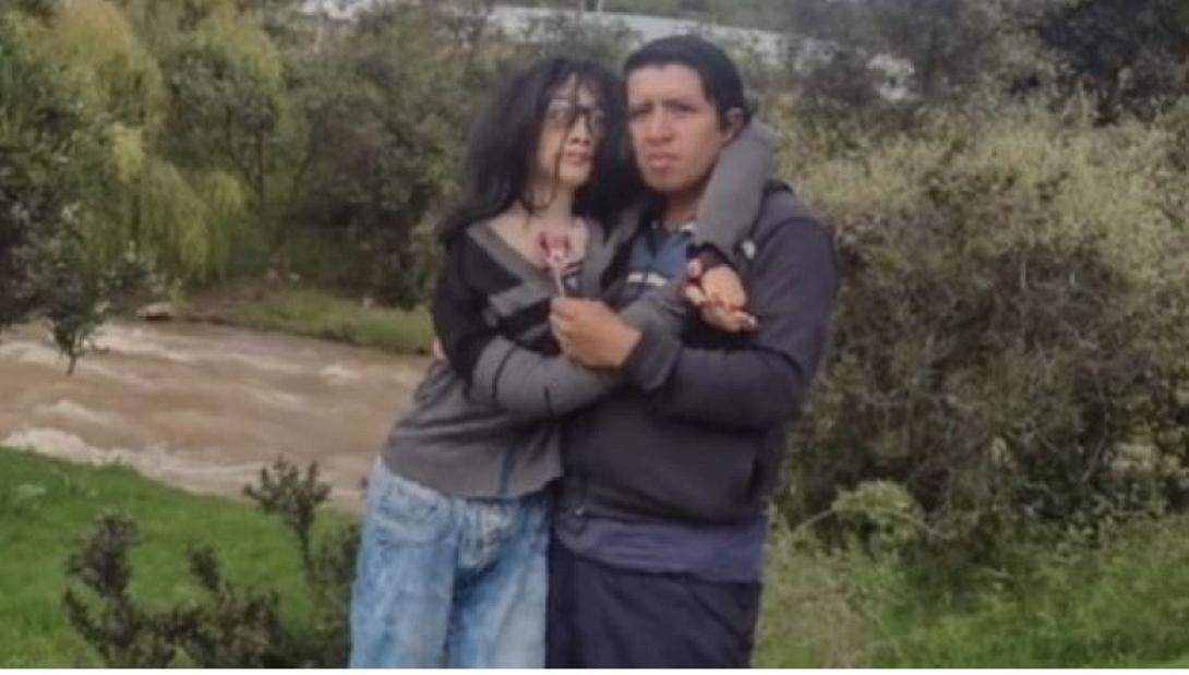 γαμος με κουκλα