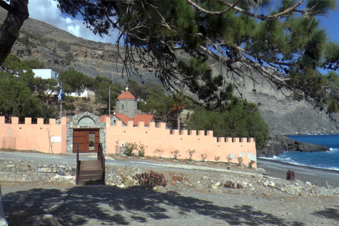 μονή κουδουμά