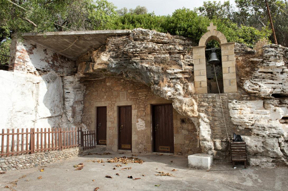 Αγίων Φωτίου και Ανικήτου στα Φαλάσαρνα